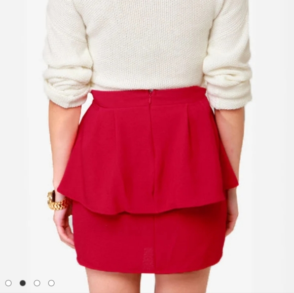 Silence + Noise Peplum Skirt Womens Size 4 Red Mini - Picture 2 of 9